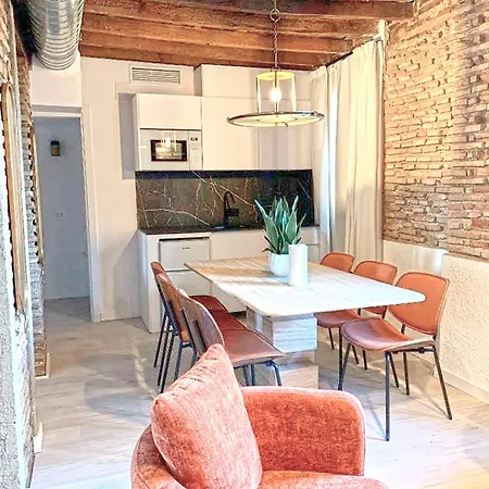 Palacete Nazari 3000 Apartment *
