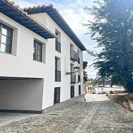 Palacete Nazari 3000 Apartment *